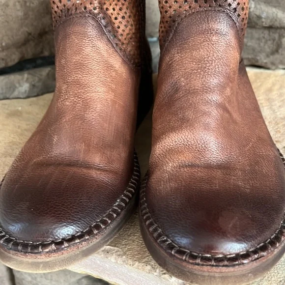 Brown Leather Ankle Boots - Picture 4 of 10